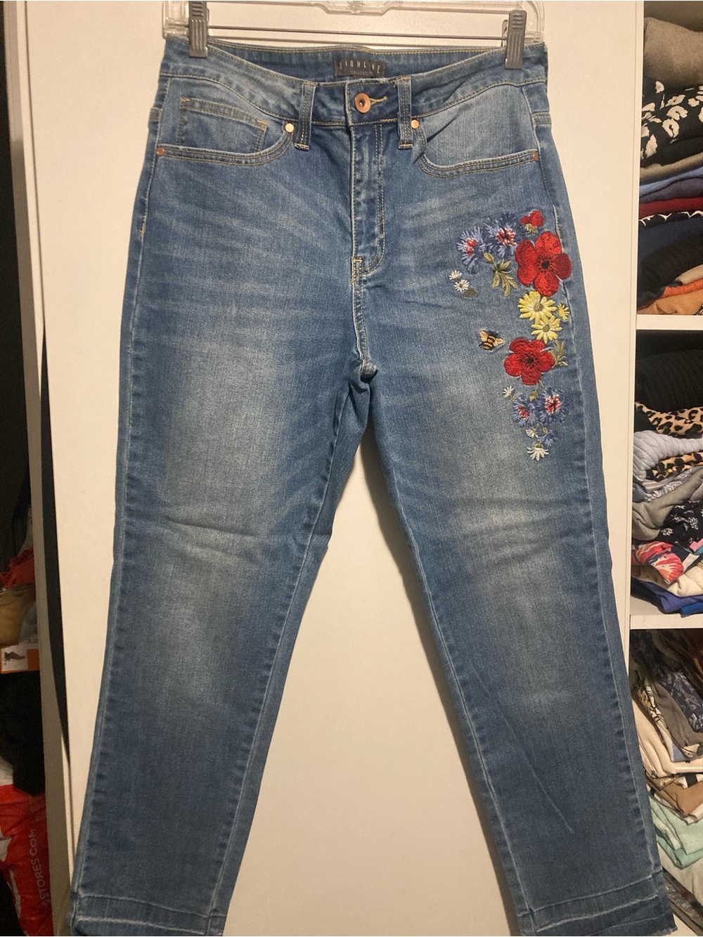 Highline Collective Women Denim light blue size 28 high waist flowers embroidery